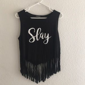 Cute crop fringe top!